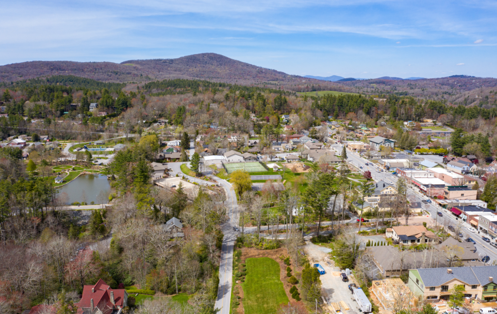 Best Places To Go In the North Carolina Mountains - Blowing Rock, NC