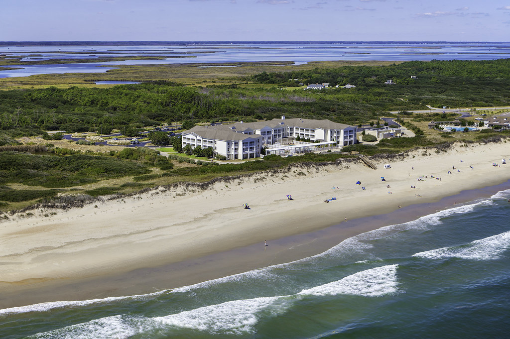 Best Hotels On The North Carolina Coast - Hampton Inn and Suites