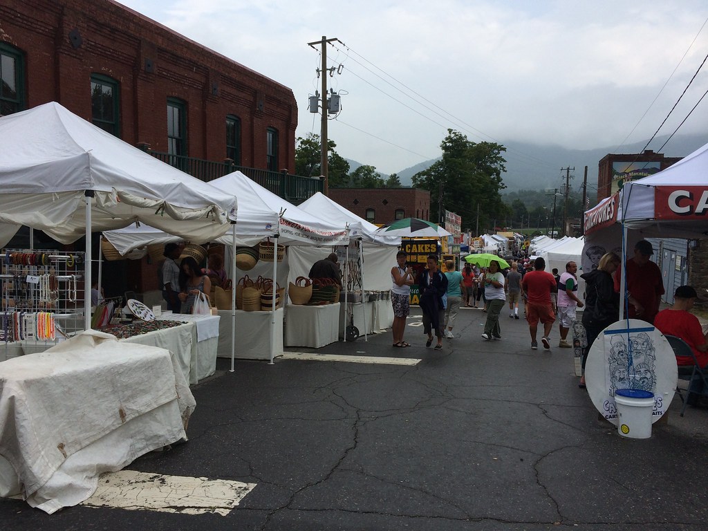 Best Events and Festivals in Black Mountain - Sourwood Festival