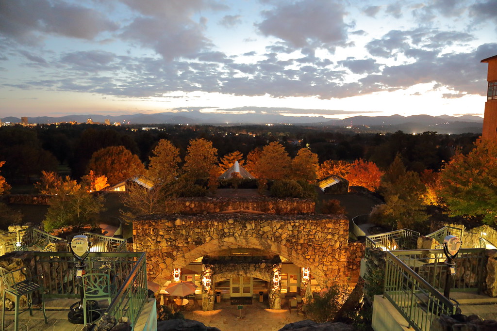 Best Hotels in the North Carolina Mountains - The Omni Grove Park Inn - Asheville, NC