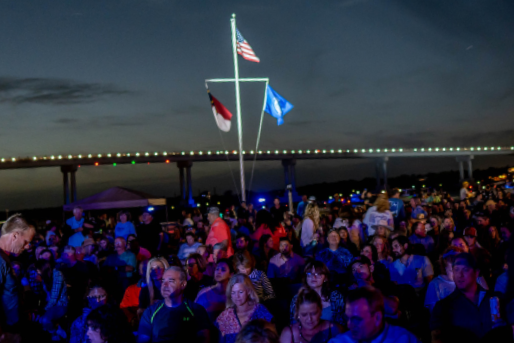 Best Events and Festivals On The North Carolina Coast - Surf City Soundside Park Concert Series