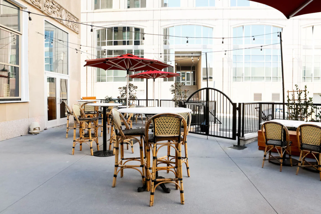 Best Hotels In The North Carolina Piedmont - The Kimpton Cardinal Hotel