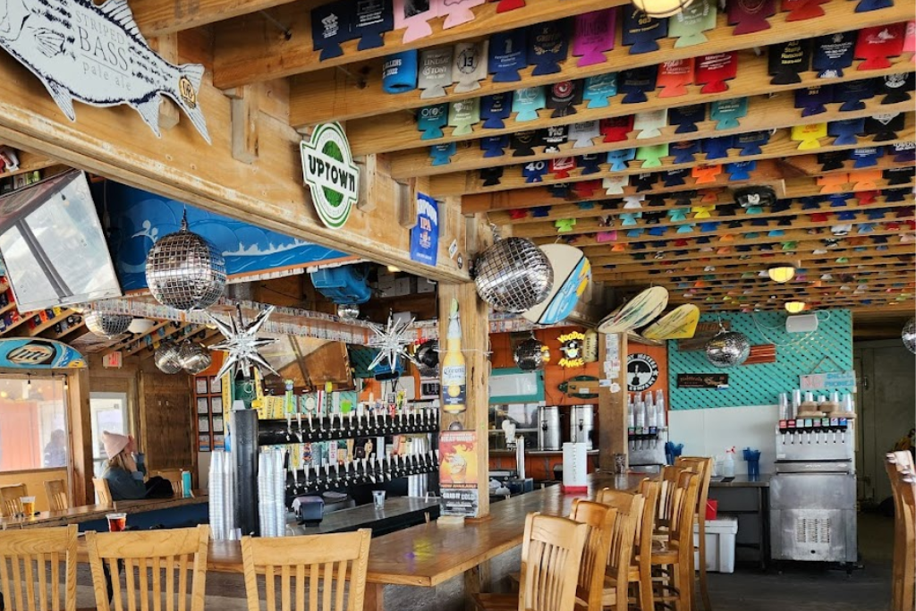 Best Lunch On The North Carolina Coast - Fish Heads Bar & Grill