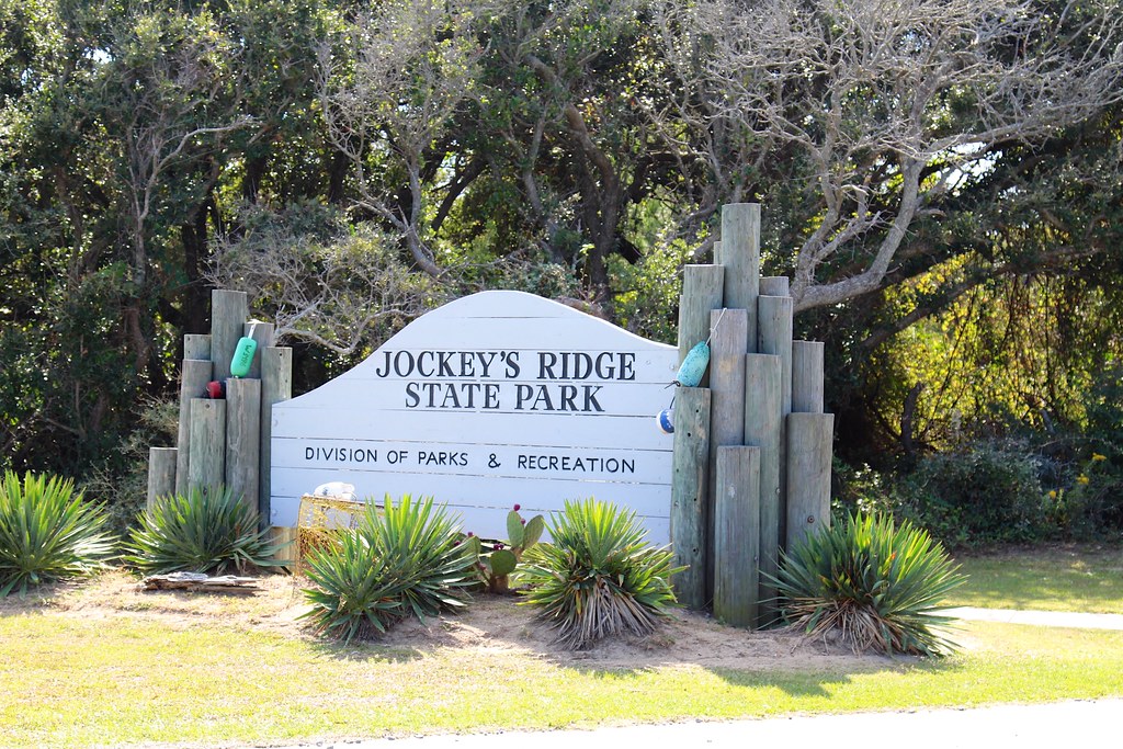 Best Attractions In The Outer Banks Area - Jockey's Ridge State Park welcome sign