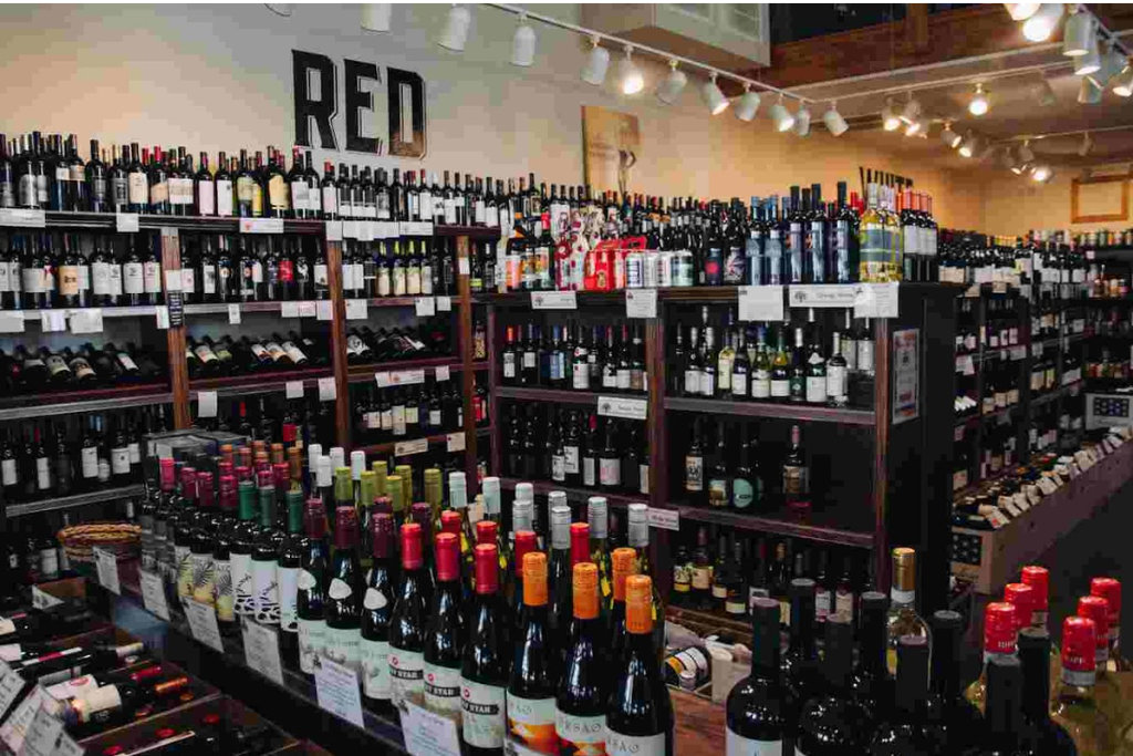 Best Wine Bars In The Outer Banks Area - TRIO Restaurant & Market Wine Selection