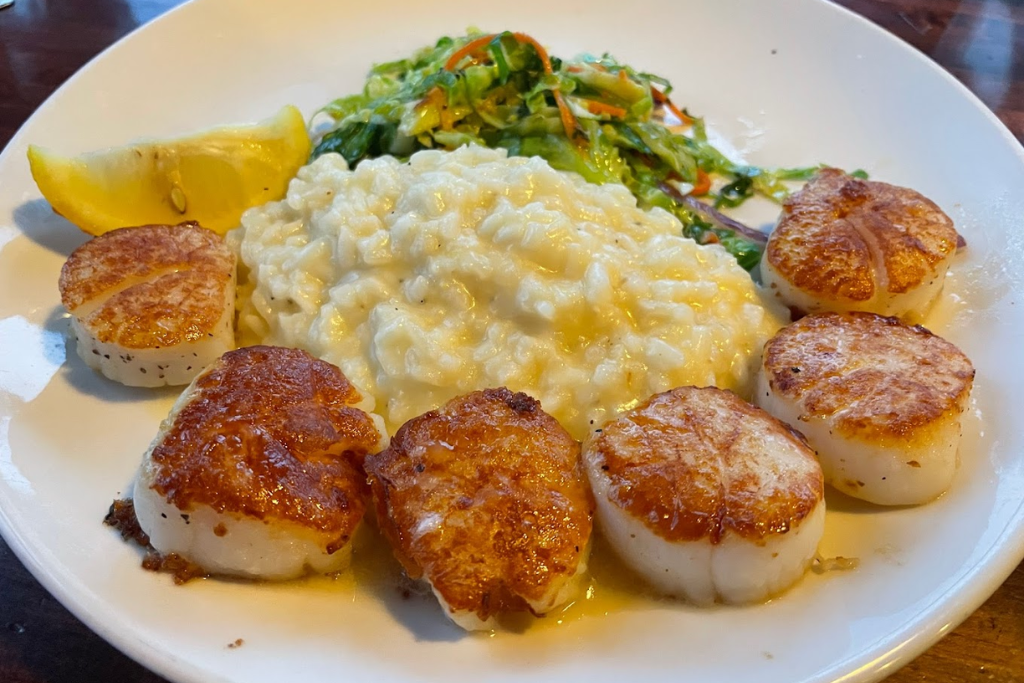 Best Dining In The Greater Wilmington Area - Elijah's Restaurant Scallops