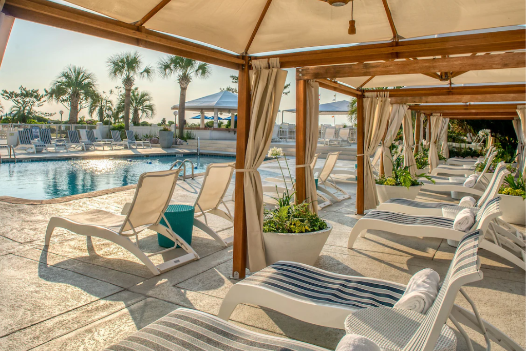 Best Hotels In The Greater Wilmington Area - Blockade Runner Pool Area