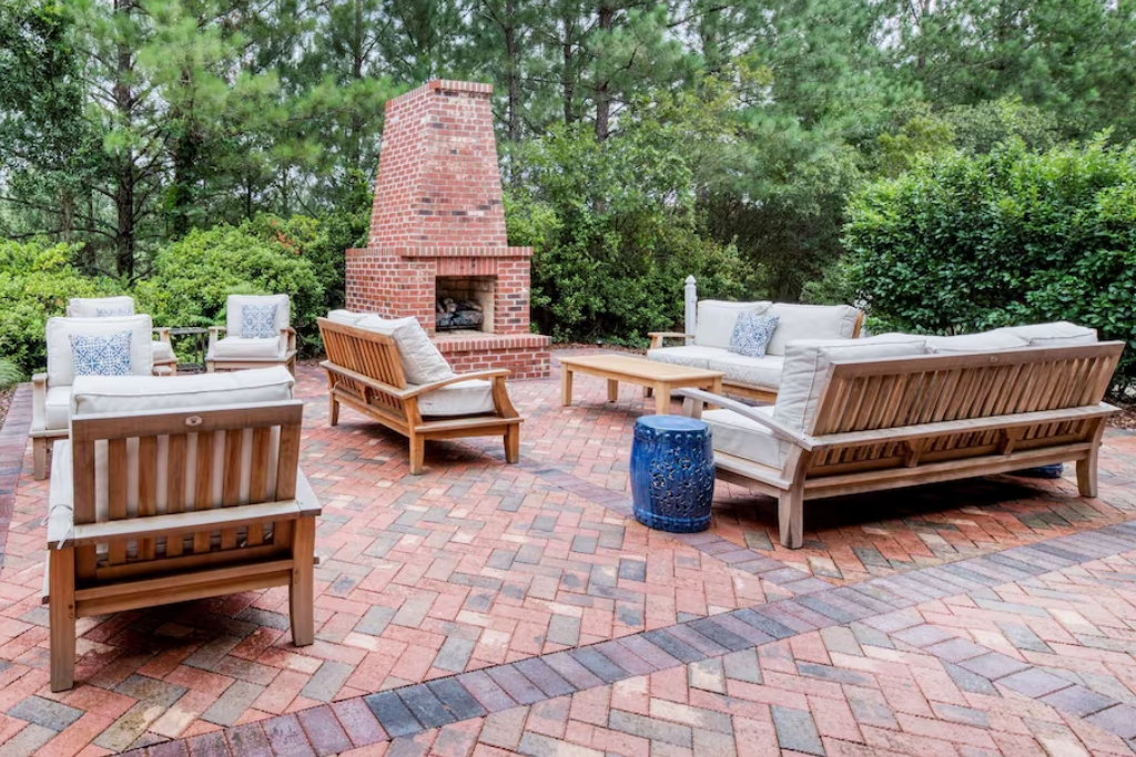 Best Hotels In The Pinehurst and Sandhills Area - Homewood Suites by Hilton Olmsted Village - Outdoor Patio