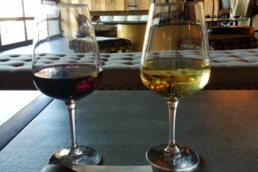 Best Wine Bars In The Greensboro And Winston-Salem Area - Vintage Sofa Bar - Red & White Wine