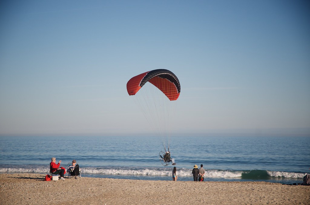 Best Adrenaline Activities In The Greater Wilmington Area - Paragliding/Wrightsville Beach